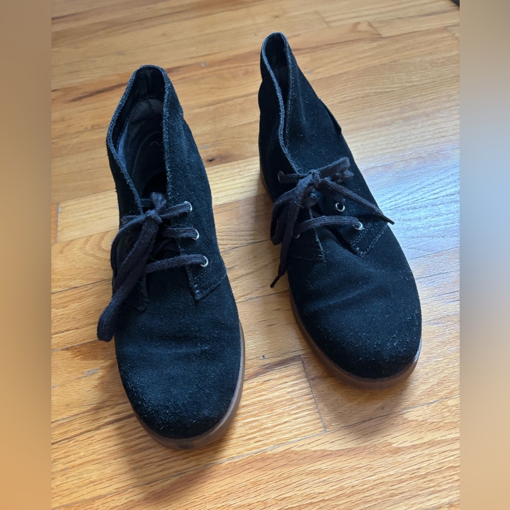 Calvin Klein Jeans Black Lace Up Chukka Boots- Size 8